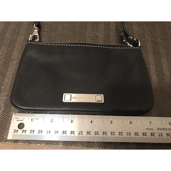 MICHAEL KORS Black Leather Wristlet, Silver Zip, Small Clutch Pouch - Picture 9 of 16